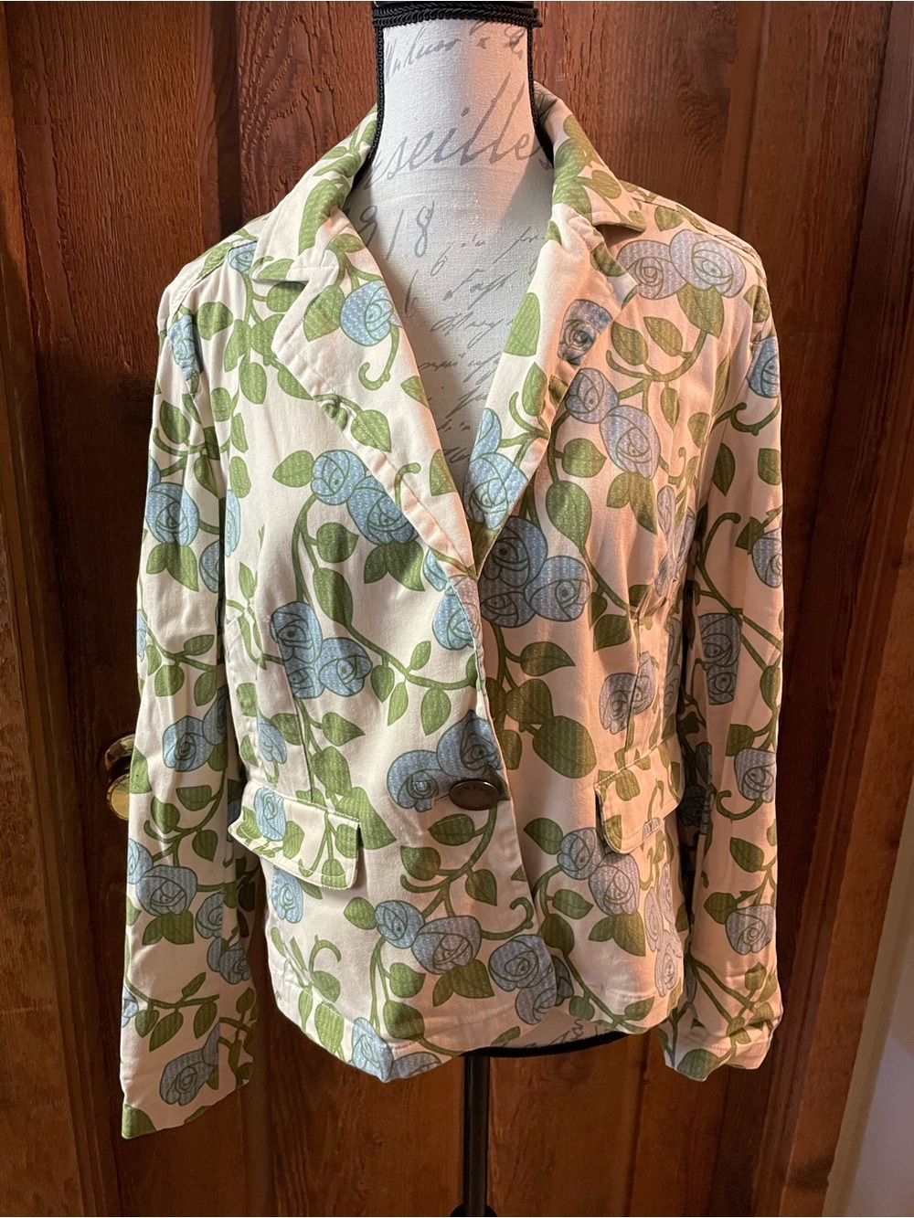 Nine West Cream Blazer with Green and Blue Floral Print